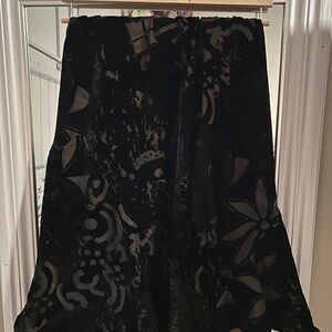 Chico's Black Textured A-Line Skirt